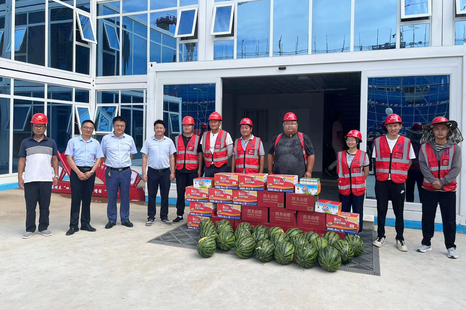 6321456.jpg 6321456.jpg